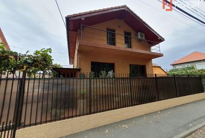 Oportunitate de investitie: 2 case total 8 camere si SAD - Freidorf - 46