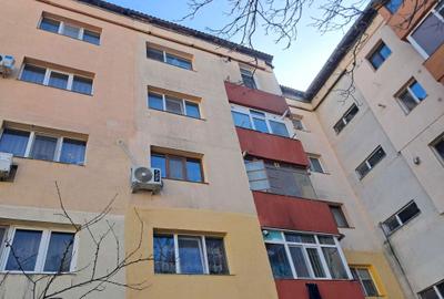 Apartament cu 2 camere decomandat în Nord
