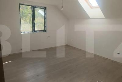 Casă cu 5 camere cu Teren 1050 Mp în Cătămărești - 2