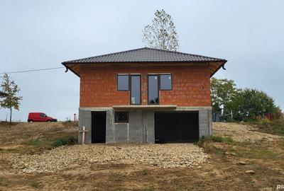 Casă cu 3 camere în Bicăcel - 10