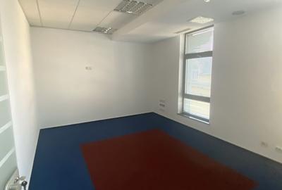 Birou, de 335 mp, în P-ța Romană - 5