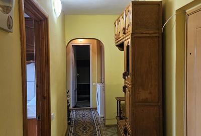 Apartament cu 2 camere decomandat în 1 Decembrie - 7
