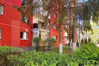 Apartament cu 3 camere, parter -Sf.Gheorghe - 10