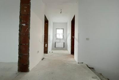 Casă individuală cu 5 camere cu Teren 420 Mp în Săbăreni - 4