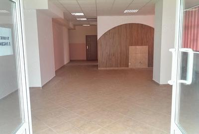 Spațiu comercial, de 120 mp, în Central - 1