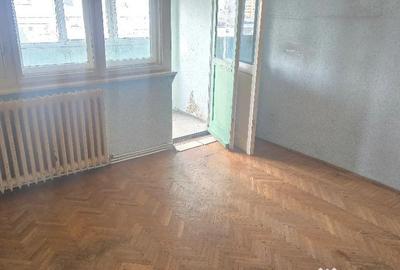 Apartament cu 2 camere decomandat în Piața Centrală - 9