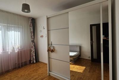 Apartament cu 3 camere decomandat în Decebal - 16