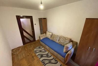 Apartament 3 camere, zona Miori?ei