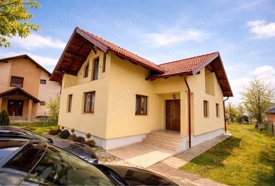 Casă cu 3 camere cu Teren 29 Mp în Colțirea - 3