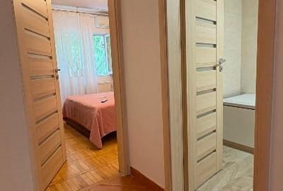 Apartatament 3 camere - zona Lipovei - direct de la proprietar
