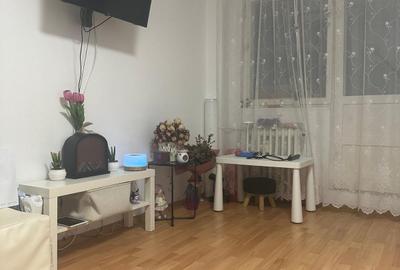 Dristor - garsonieră cu balcon, mobilată, AC, la 5 minute de gura de metrou - 2