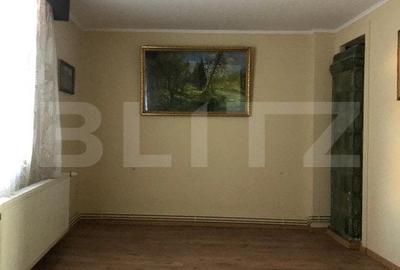 Oportunitate!!! Casa individuala 231mp , teren 825mp, Razvad - 2