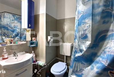 Apartament cu 4 camere decomandat în Central - 4