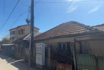 Casă cu 3 camere cu Teren 240 Mp în Brestei - 1