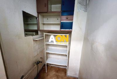 Apartament cu 3 camere decomandat, mobilat în Cetate - 12