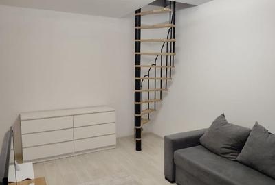 Vand garsoniera cu mansarda in San Petru - 9