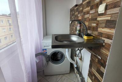 Garsonieră decomandată în Central - 2