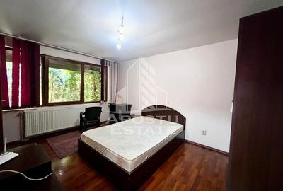 Apartament cu o camera, centrala proprie, loc de parcare, zona Olimpia