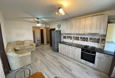 Apartament 3 camere,50mp, parcare, et. intermediar, lift, la cheie, zona Petrom