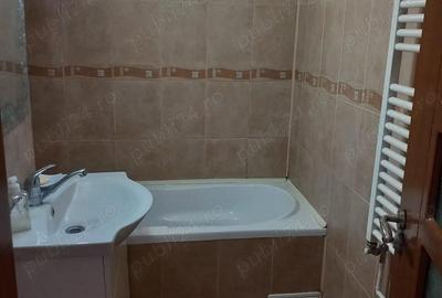 Apartament cu 3 camere decomandat în Central - 1