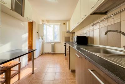 Apartament cu 4 camere circular, mobilat în Tomis Nord - 12