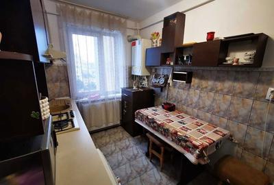 Apartament cu 2 camere decomandat în George Enescu - 2