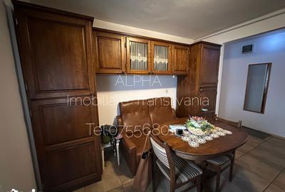 Apartament cu 3 camere în Central - 1