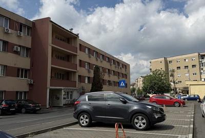 Garsonieră în UTA - 2