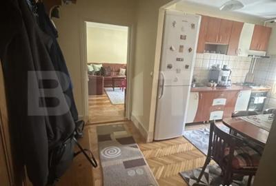 Apartament cu 3 camere decomandat, mobilat în Micro 16 - 2