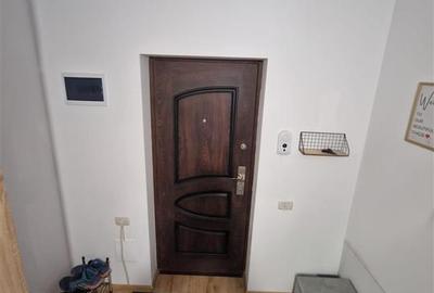 Apartament cu 3 camere decomandat în Rulmentul - 8