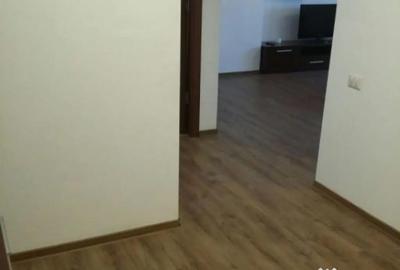 Apartament cu 3 camere decomandat în Casa de Cultură - 12