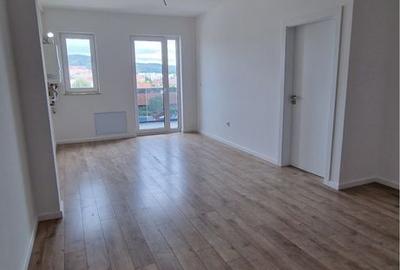 Apartament cu 2 camere decomandat în Central - 5