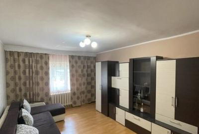 Apartament de vanzare, cu 3 camere decomandat, 68 mp, parter - 5