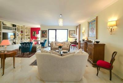 Apartament cu 4 camere decomandat în - 4