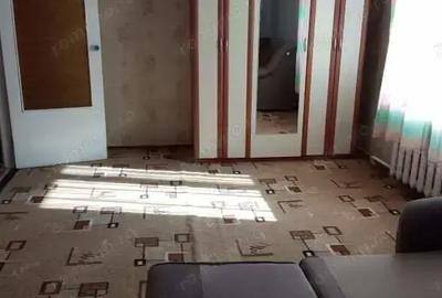 Garsonieră decomandată în Blașcovici