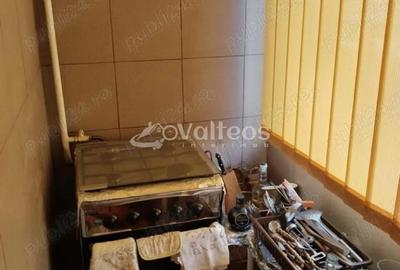 Apartament cu 2 camere semidecomandat în Micro III - 4