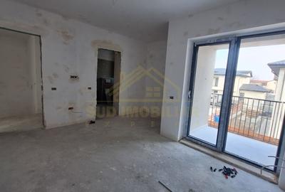 Casă cu 4 camere cu Canalizare în Central - 13