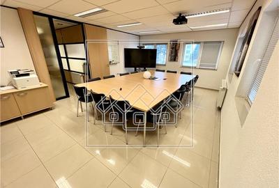 Birou, de 257 mp, în Central - 1
