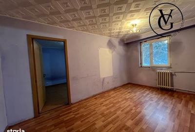 Apartament cu 4 camere decomandat în Sălăjan - 9