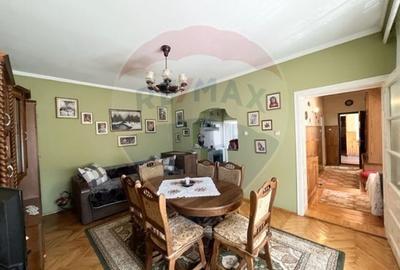 Casă  str. Progresului , Sebes, destinatie : uni/multifamiliala - 6