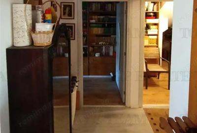 Apartament 2 camere zona Titan, curte proprie 37mp in vila - 2