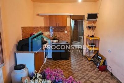 Casă cu 6 camere cu Canalizare în Ronaț - 11