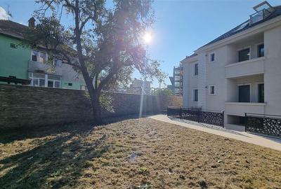 Vila - Bloc modern de 11 camere zona Centrul Civic , Onix - 43