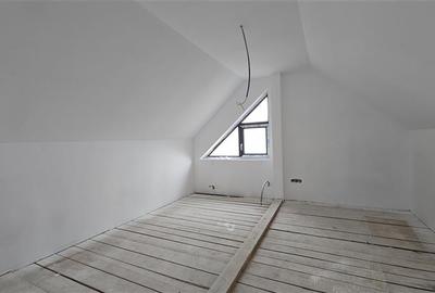 Duplex cu 6 camere cu Canalizare în Feleacu - 26