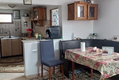 Casă cu 4 camere în Domnești - 4