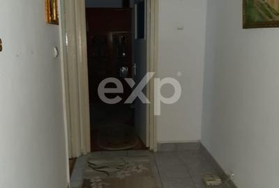 Apartament cu 2 camere decomandat în Negru Vodă - 7
