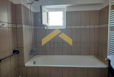 Apartament cu 3 camere de inchiriat, Micalaca-Orizont - 13