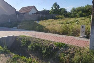 Teren de 1404 mp, în Sântion - 3