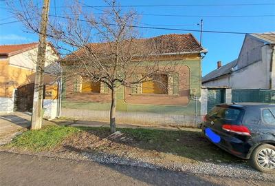 Casă individuală cu 3 camere în Cetariu