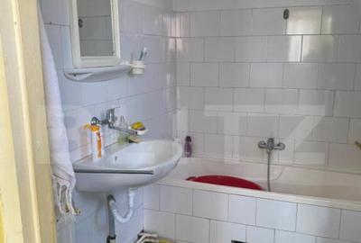 Casă cu 4 camere cu Teren 965 Mp în Central